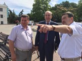 Первый заместитель председателя Правительства Севастополя Андрей Атаманцев, вице-президент РСС Анвар Шамузафаров, президент Союза строителей Севастополя Александр Ливщиц.