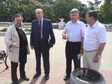 Советник и.о. губернатора по архитектуре Александр Измаденов, вице-президент РСС Анвар Шамузафаров,  заместитель председателя Правительства по строительству Игорь Малоземов,  президент Союза строителей Севастополя Александр Ливщиц.